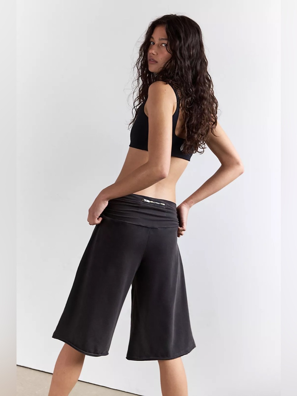 FP Movement Hot Shot Renewal Pant Crop Black Free People Black Athletic Shorts - Picture 3 of 8